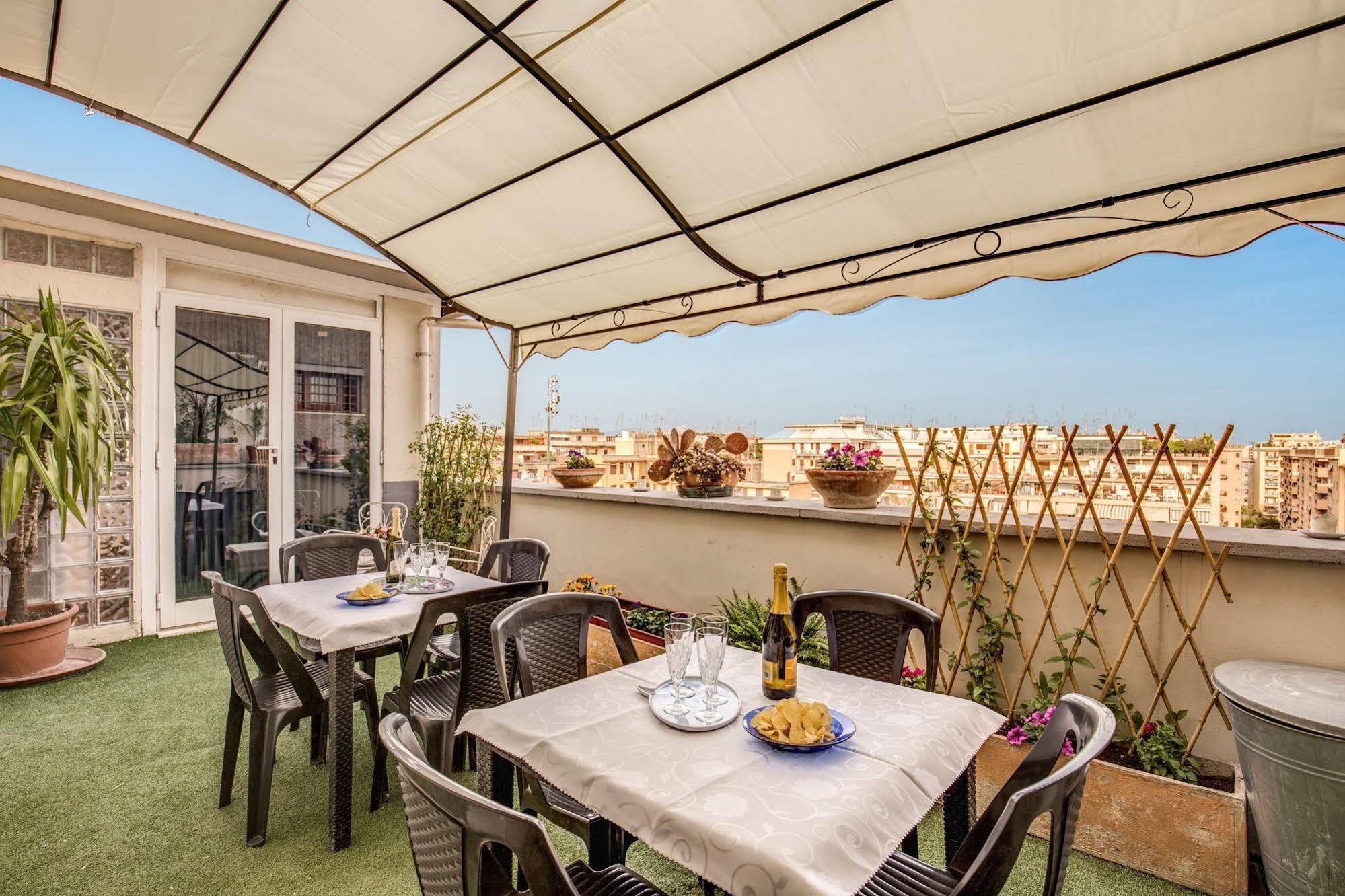 B&B Piramide Terrace Roma Exterior foto
